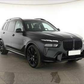 BMW X7 xDrive40i / 19676545