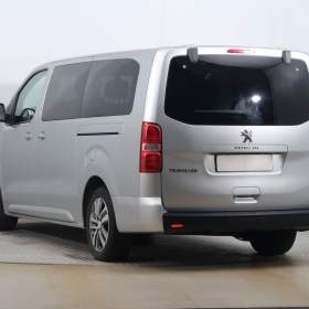 Foto inzerátu Peugeot Traveller 2.0 BlueHDi