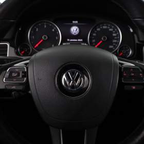 Foto inzerátu Volkswagen Touareg 3.0 TDI