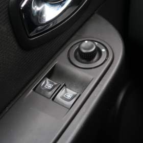 Foto inzerátu Renault Clio 1.2 16V