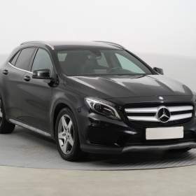 Mercedes- Benz GLA GLA 200 d 4MATIC / 19676634