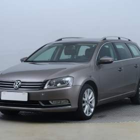 Foto inzerátu Volkswagen Passat 2.0 TDI