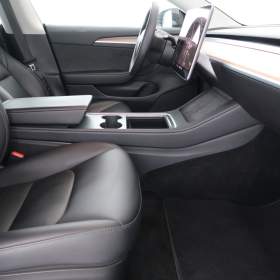 Foto inzerátu Tesla Model 3 Std Range LFP 60kWh