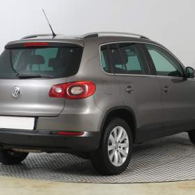Foto inzerátu Volkswagen Tiguan 2.0 TSI