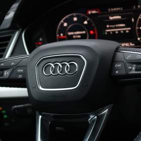Foto inzerátu Audi Q5 40 TDI