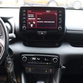 Foto inzerátu Toyota Yaris 1.5 VVT-i Hybrid