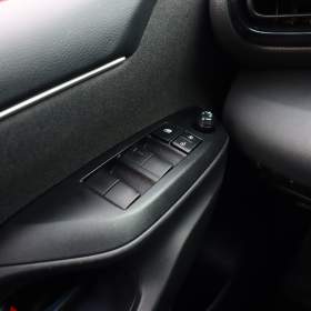 Foto inzerátu Toyota Yaris 1.5 VVT-i Hybrid