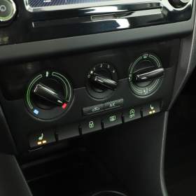 Foto inzerátu Škoda Rapid 1.0 TSI