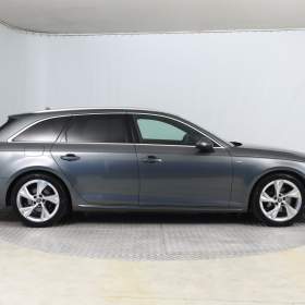 Foto inzerátu Audi A4 2.0 TDI