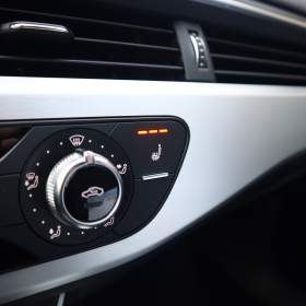 Foto inzerátu Audi A4 2.0 TDI