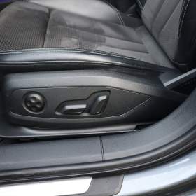 Foto inzerátu Audi A4 2.0 TDI