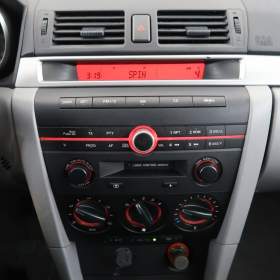 Foto inzerátu Mazda 3 1.6