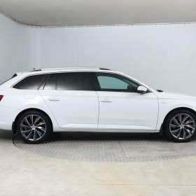 Foto inzerátu Škoda Superb 2.0 TDI