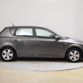 Foto inzerátu Kia Ceed 1.4 CVVT