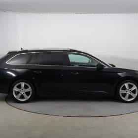 Foto inzerátu Škoda Superb 2.0 TDI