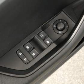 Foto inzerátu Škoda Superb 2.0 TDI