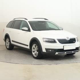 Škoda Octavia Scout 2.0 TDI / 19680107