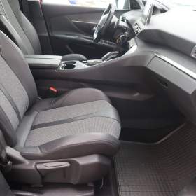 Foto inzerátu Peugeot 3008 1.2 PureTech