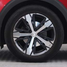 Foto inzerátu Peugeot 3008 1.2 PureTech