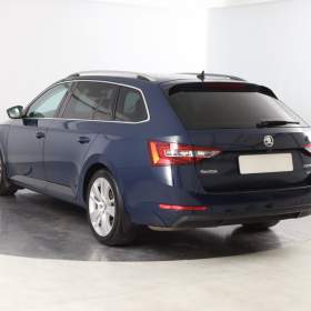 Foto inzerátu Škoda Superb 2.0 TDI