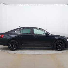 Foto inzerátu Škoda Superb iV 1.4 TSI PHEV