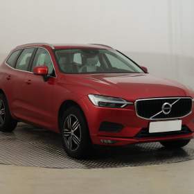 Volvo XC60 B4 AWD / 19681115