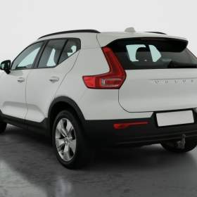 Foto inzerátu Volvo XC40 T3