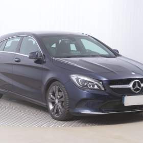 Mercedes- Benz CLA 200 CDI / 19682319