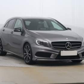 Mercedes- Benz Třídy A A 180 / 19682381