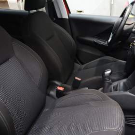 Foto inzerátu Peugeot 208 1.2 PureTech