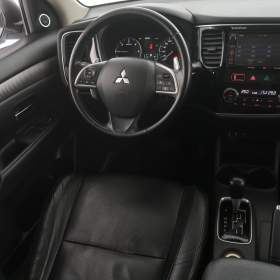 Foto inzerátu Mitsubishi Outlander 2.2 DI-D