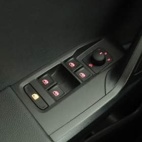 Foto inzerátu Seat Arona 1.0 TSI