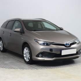 Toyota Auris Hybrid / 19682699