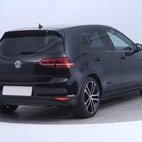 Foto inzerátu Volkswagen Golf 2.0 TDI GTD