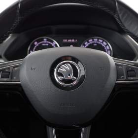 Foto inzerátu Škoda Superb 2.0 TDI