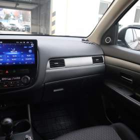 Foto inzerátu Mitsubishi Outlander 2.2 DI-D