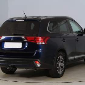 Foto inzerátu Mitsubishi Outlander 2.2 DI-D