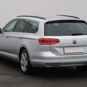 Foto inzerátu Volkswagen Passat 2.0 TDI
