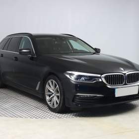 BMW Řada 5 530d / 19683364