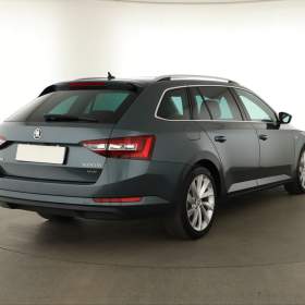Foto inzerátu Škoda Superb 2.0 TDI