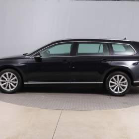Foto inzerátu Volkswagen Passat 2.0 TDI