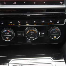 Foto inzerátu Volkswagen Passat 2.0 BiTDI