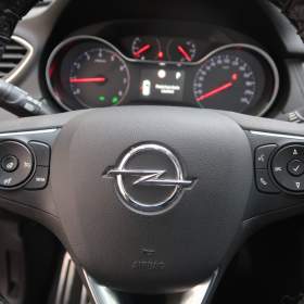 Foto inzerátu Opel Grandland 1.5 CDTI