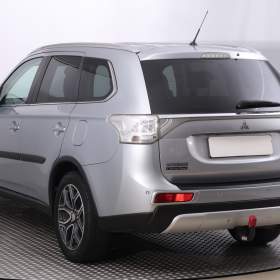 Foto inzerátu Mitsubishi Outlander 2.2 DI-D