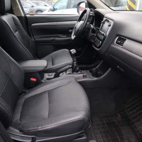 Foto inzerátu Mitsubishi Outlander 2.2 DI-D