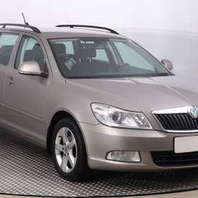 Fotka k inzerátu Škoda Octavia 1.6 TDI / 19394543