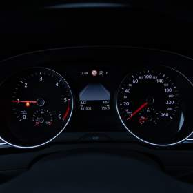 Foto inzerátu Volkswagen Passat 2.0 TDI