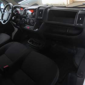 Foto inzerátu Citroën Jumper 2.2 BlueHDi