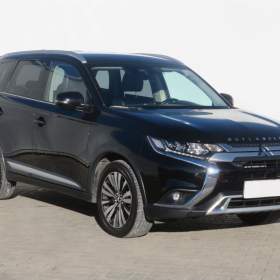 Foto inzerátu Mitsubishi Outlander 2.0