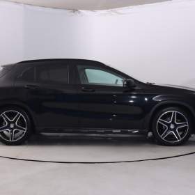 Foto inzerátu Mercedes-Benz GLA GLA 200 CDI 4MATIC
